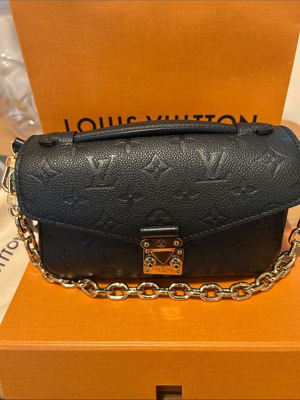 Louis Vuitton Pochette Métis East West Crossbody 🖤